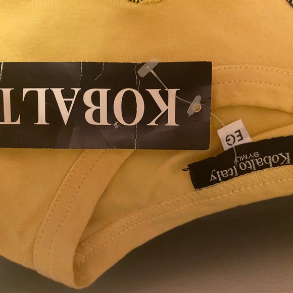 Kobalto from Woolworth - Picture 3 of 7